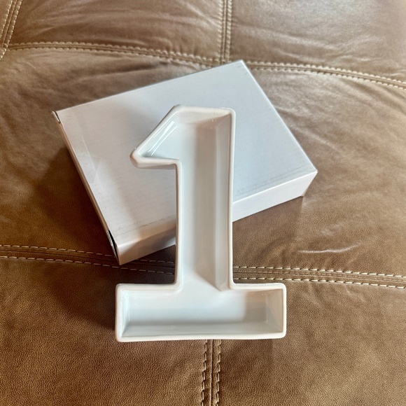 Ivy Lane Design Custom candy dish - 1, white, EUC - Picture 1 of 4